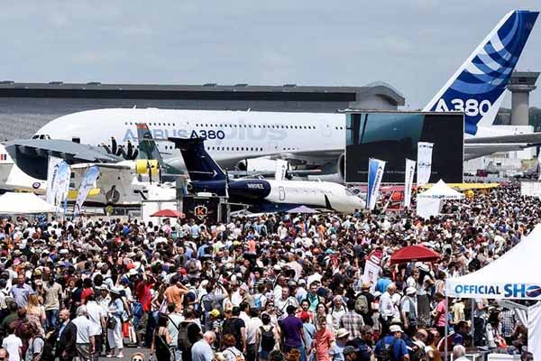 躽պչPARIS AIR SHOW1.jpg